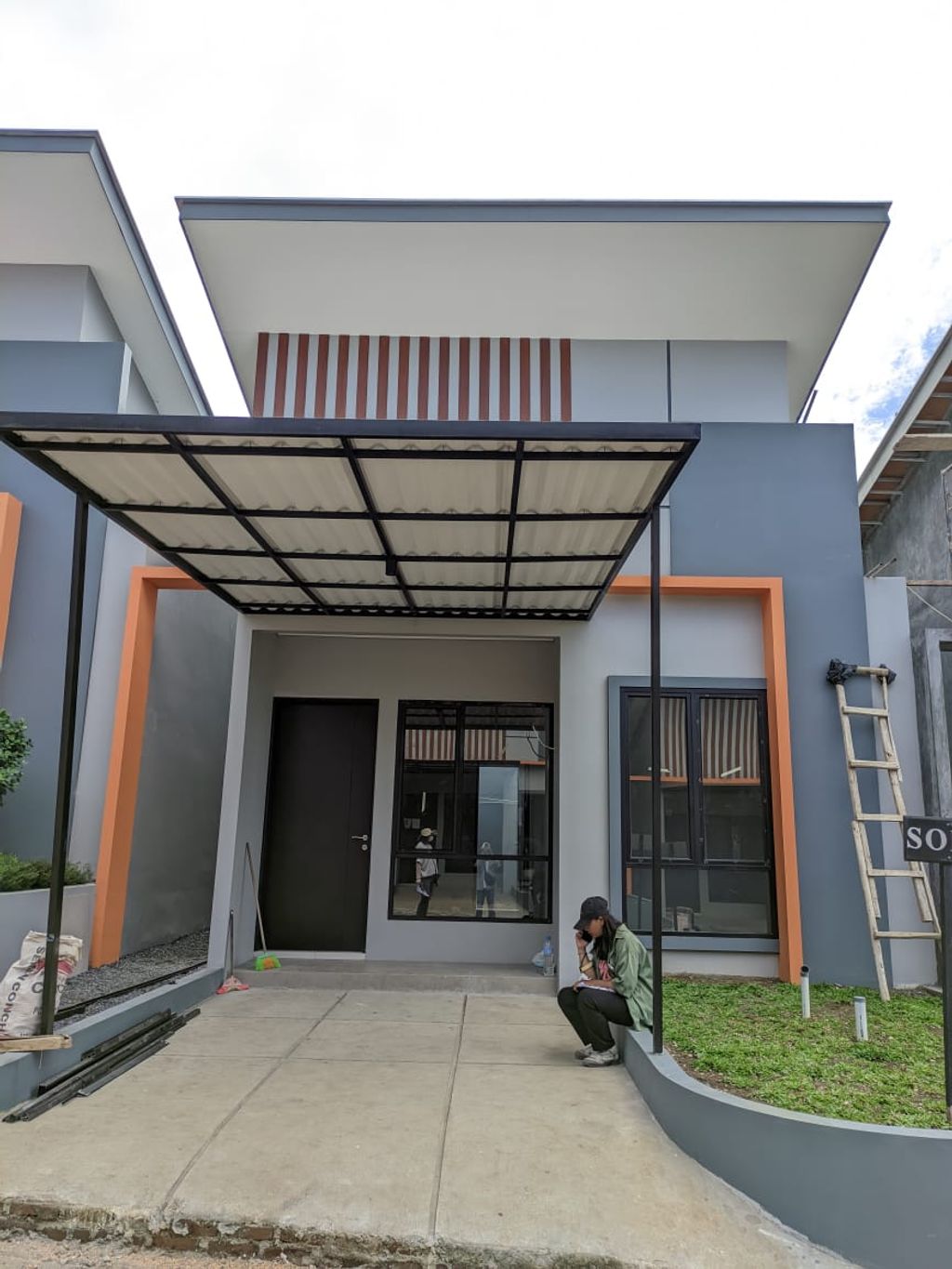 foto tampak rumah tipe Crystal perumahan THE VIEW RESIDENCE