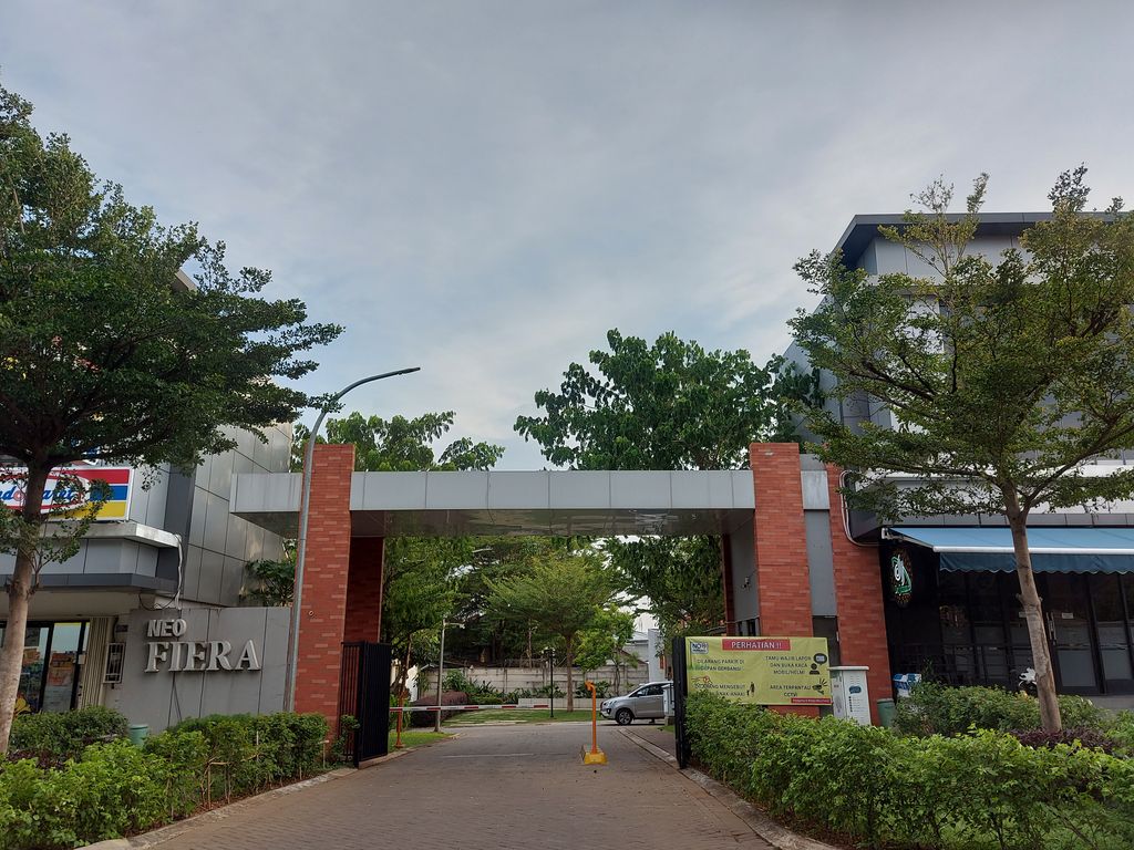 foto gerbang perumahan GRAHA RAYA NEO FIERA