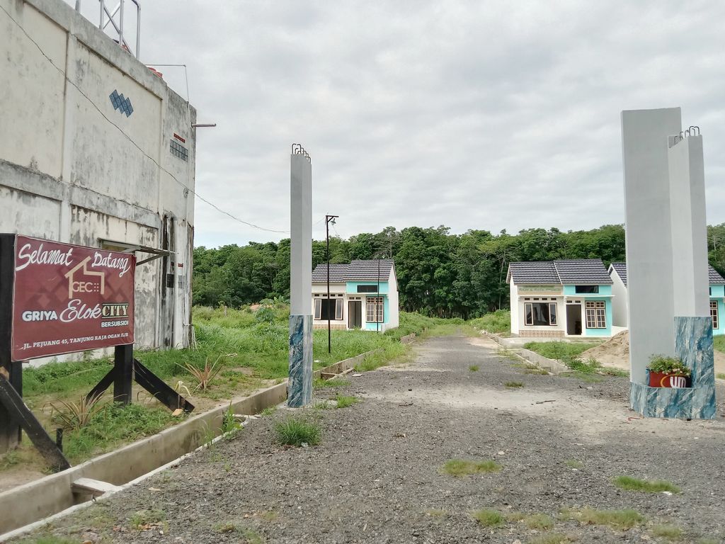 foto gerbang perumahan GRIYA ELOK CITY