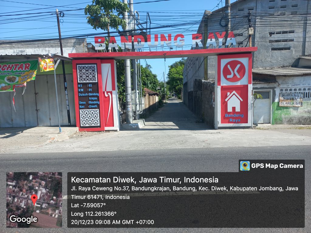 foto gerbang perumahan BANDUNG RAYA JOMBANG