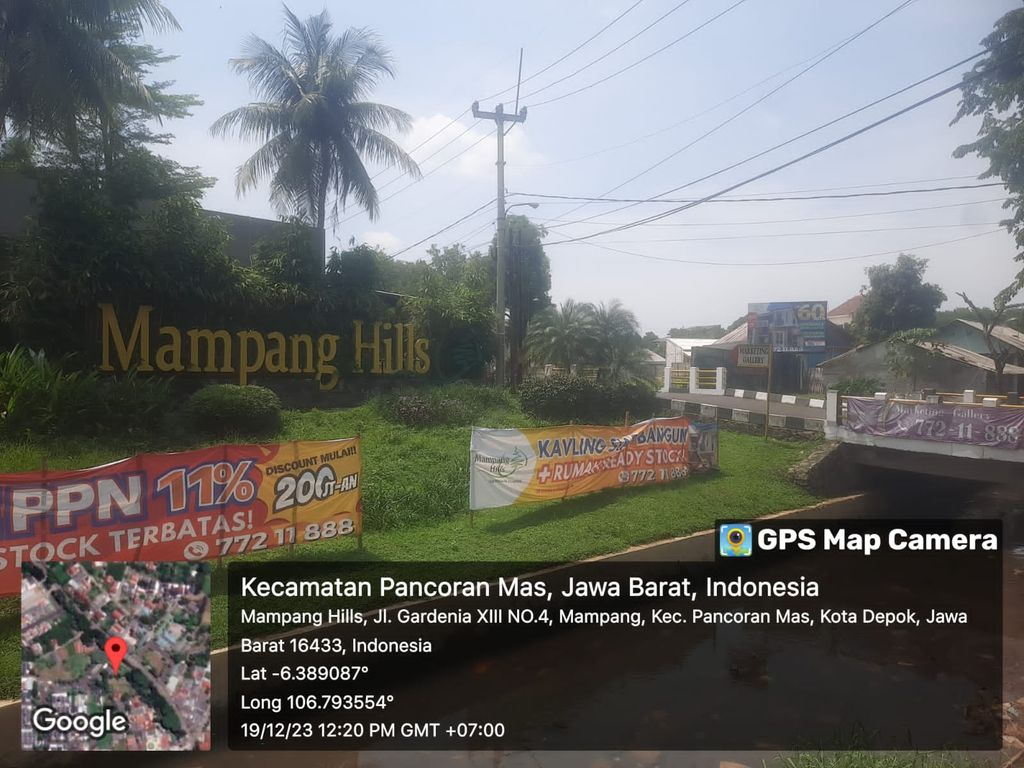 foto gerbang perumahan Mampang Hills