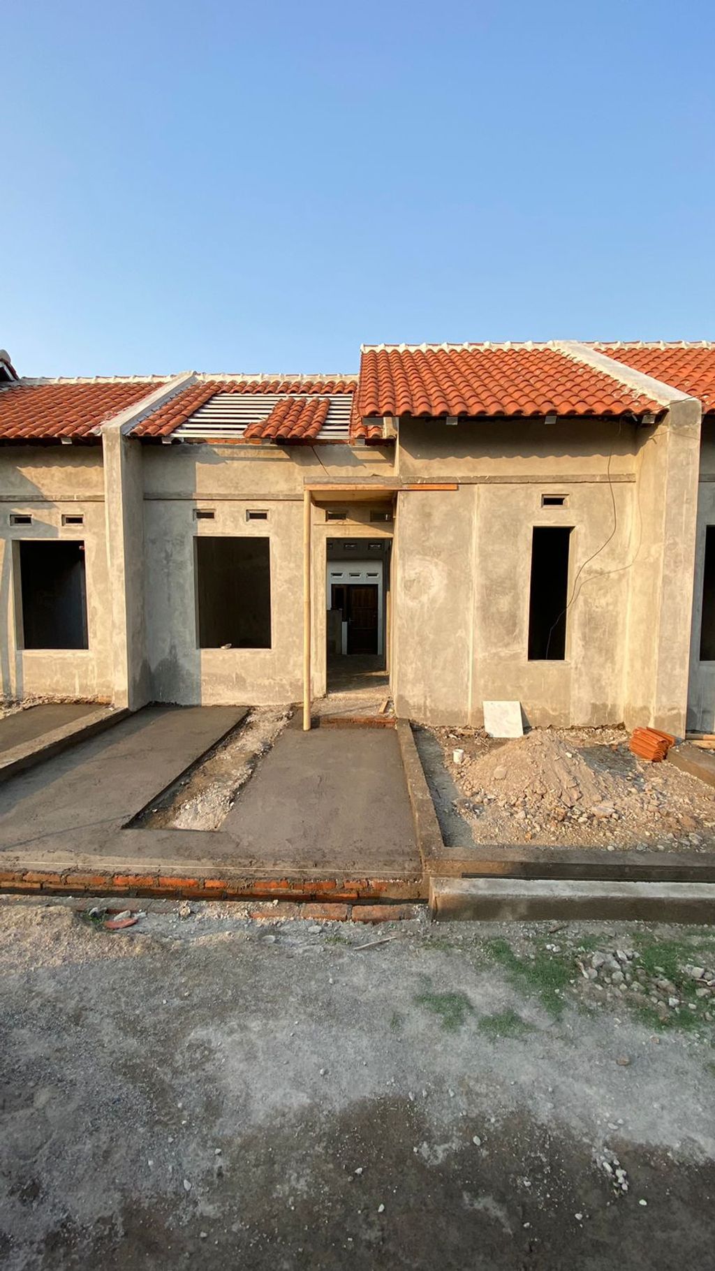 foto contoh rumah perumahan Amara Village Gumul