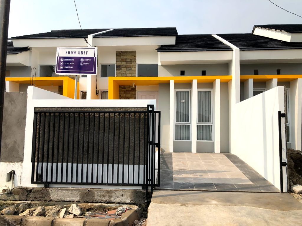 foto tampak rumah tipe NEW AKASIA A L.11 perumahan GRAND PESONA
