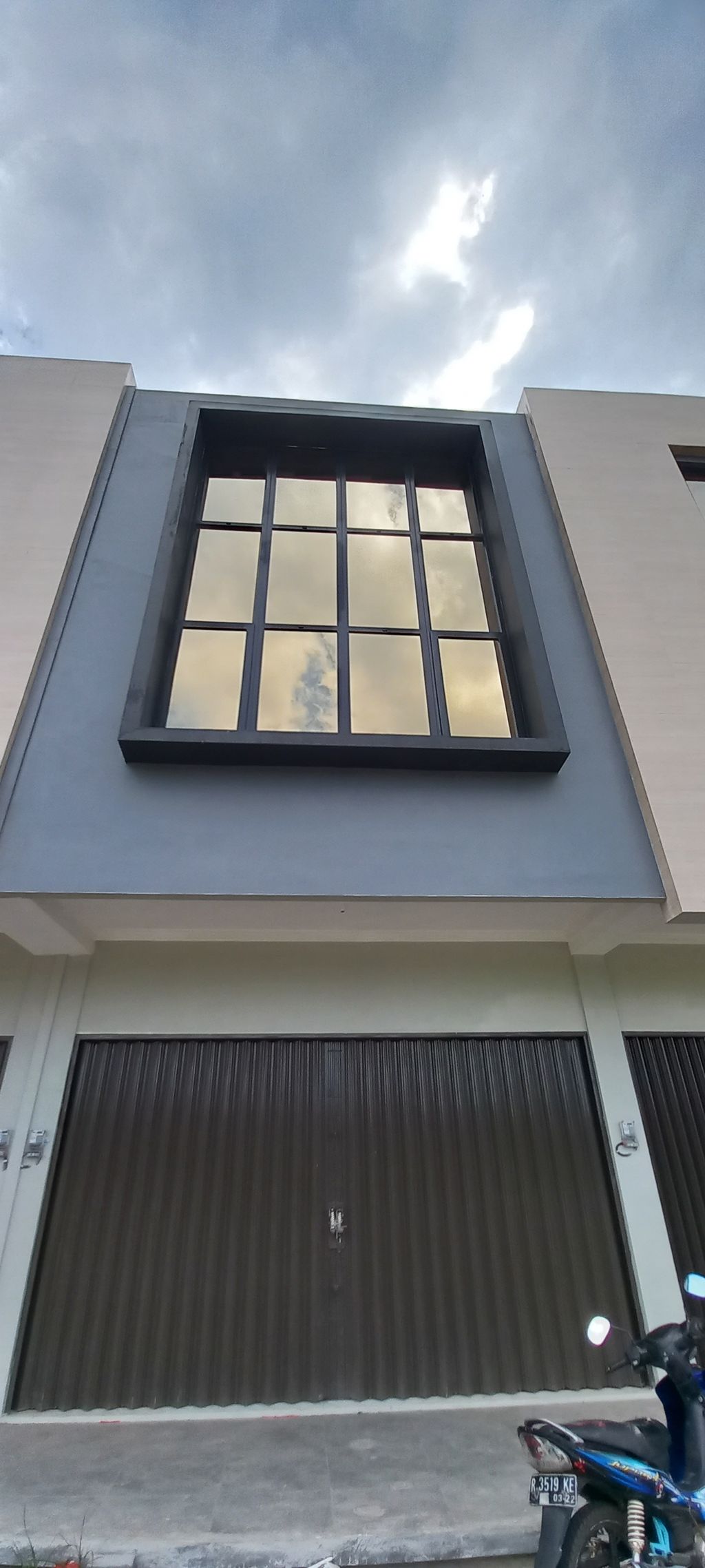 foto contoh rumah perumahan Graha Timur Ruko