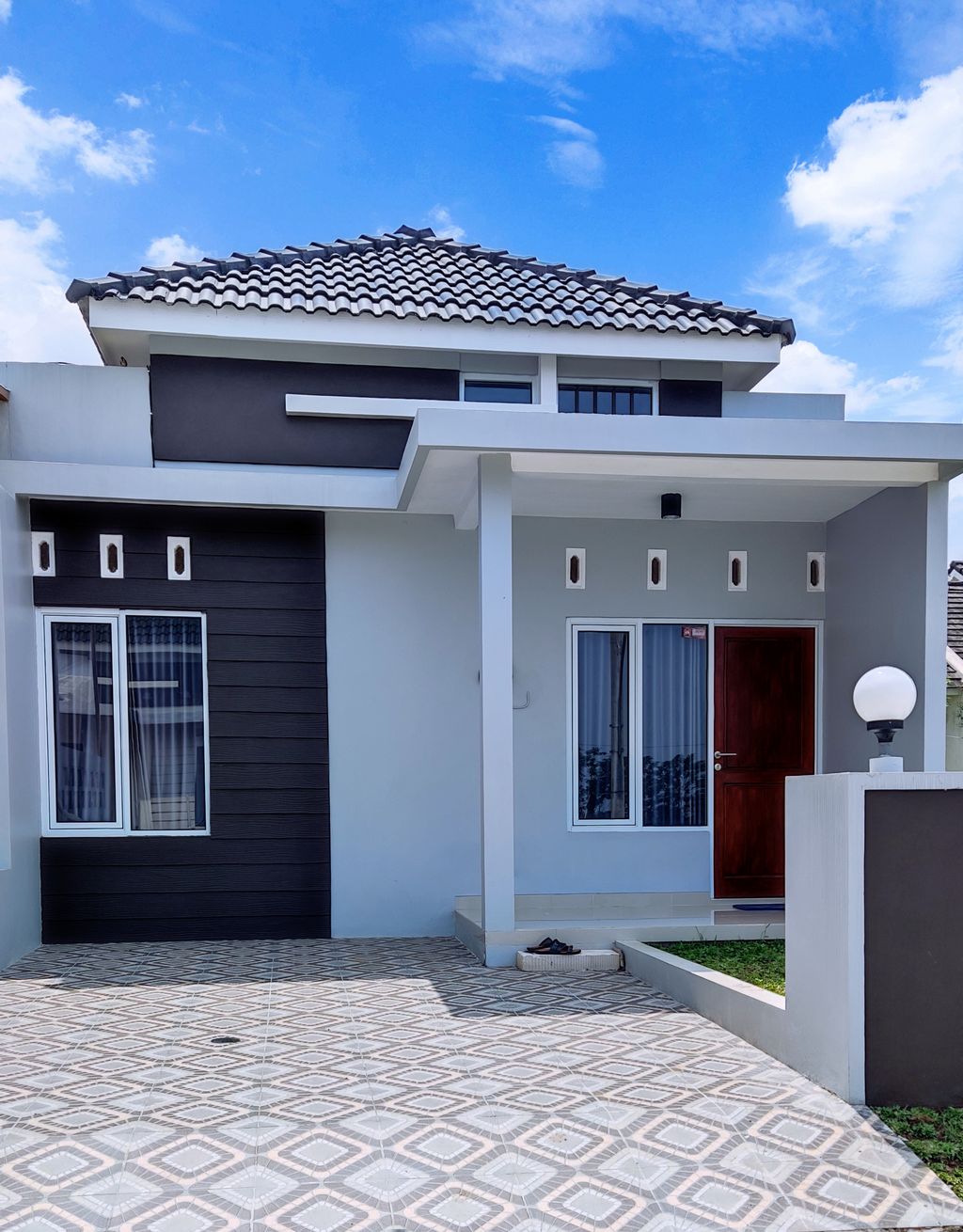 foto tampak rumah tipe 45/84 GHAIDA perumahan GRAND PANORAMA 3