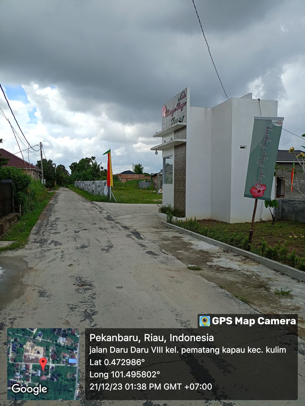 foto gerbang perumahan Bunga raya regency