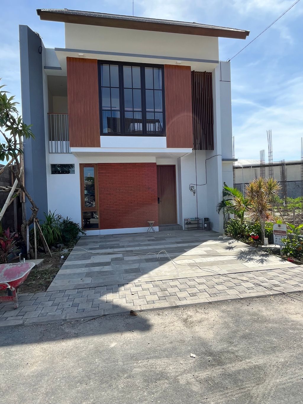 foto contoh rumah perumahan ADHIWANGSA TYPE A