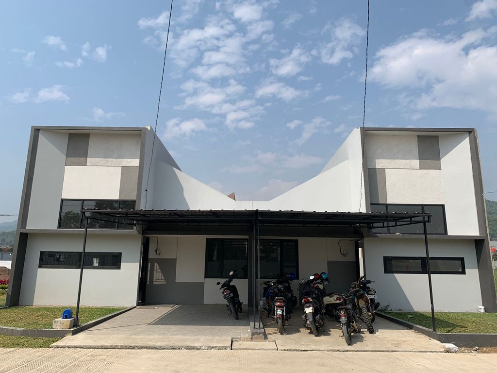 foto contoh rumah perumahan Siliwangi Green Residence