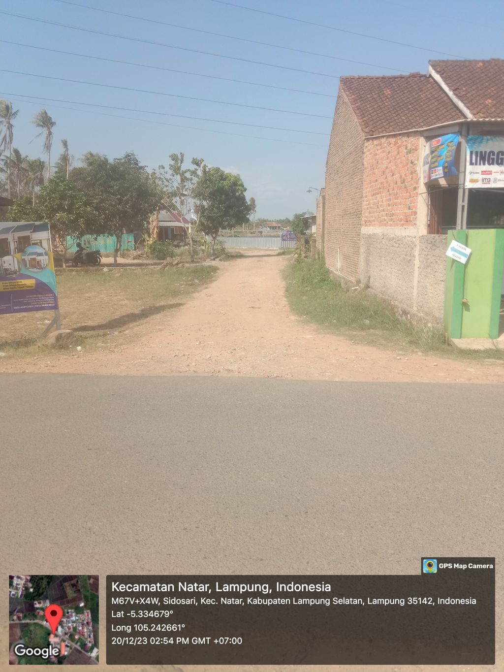 foto gerbang perumahan Rumah Alam Sidosari