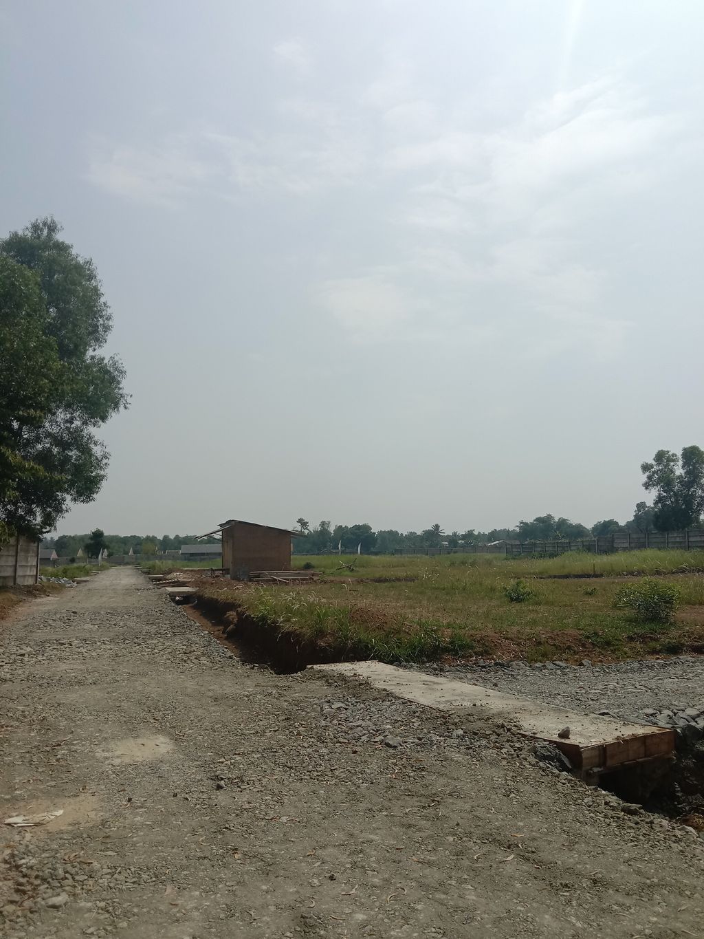 foto posisi tengah perumahan Cendana Daru Residence