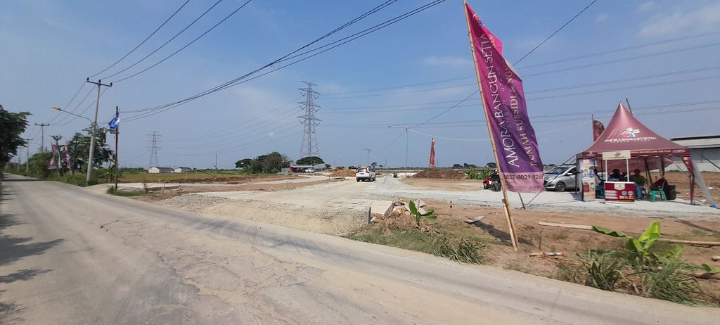 foto gerbang perumahan Amora Bangun Setia
