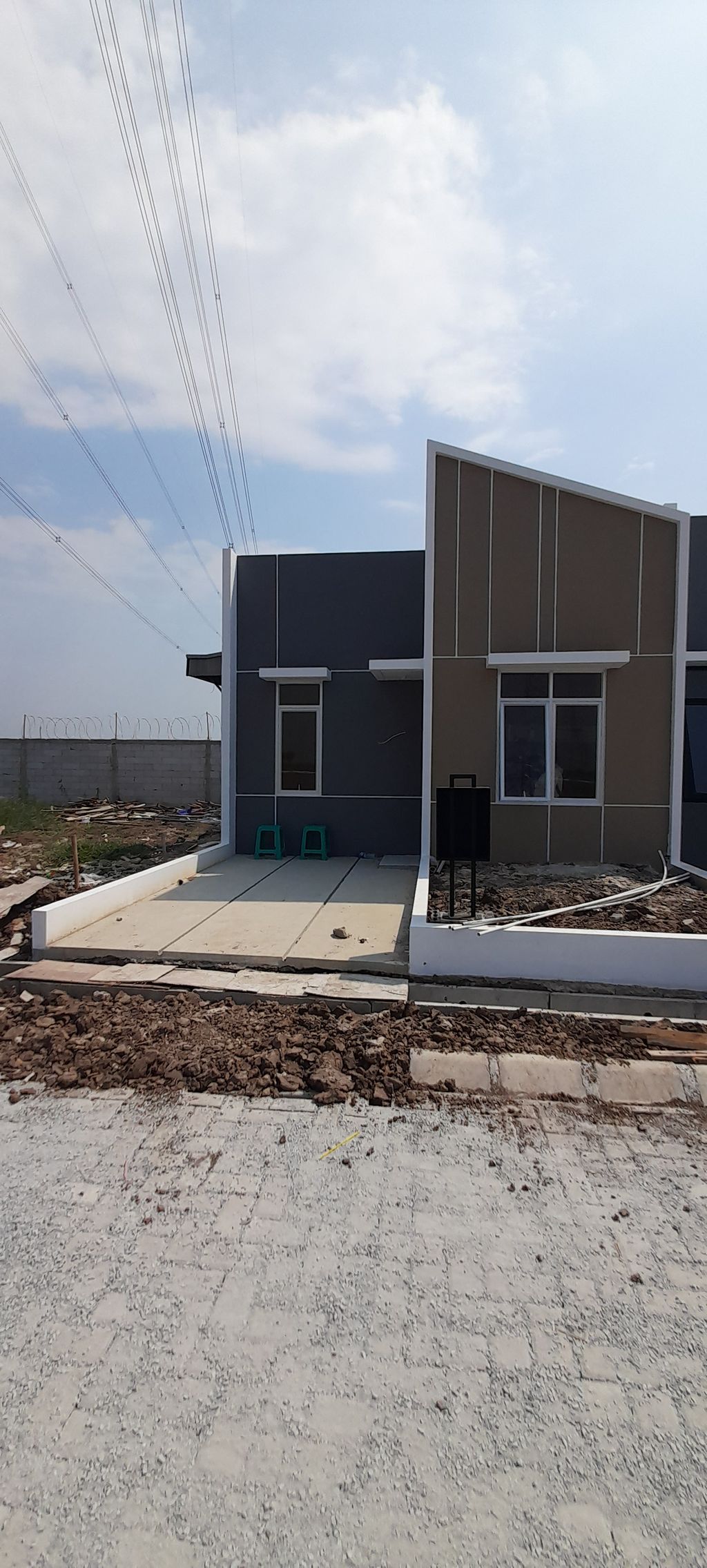foto contoh rumah perumahan Amora Bangun Setia