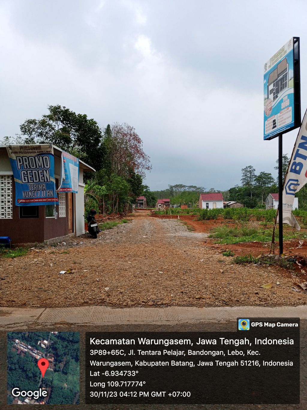 foto gerbang perumahan PURI PRABANATA LEBO