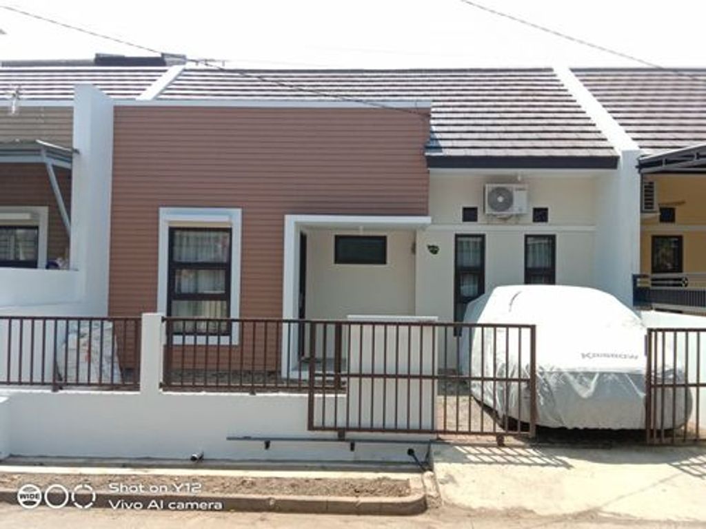 foto tampak rumah tipe 58-172 perumahan TAMAN KOPO KATAPANG