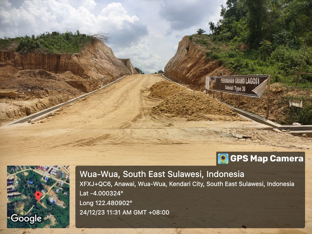 foto gerbang perumahan GRAND LAGOSI