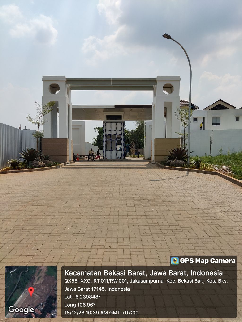 foto gerbang perumahan Marocco Grand Kota Bintang