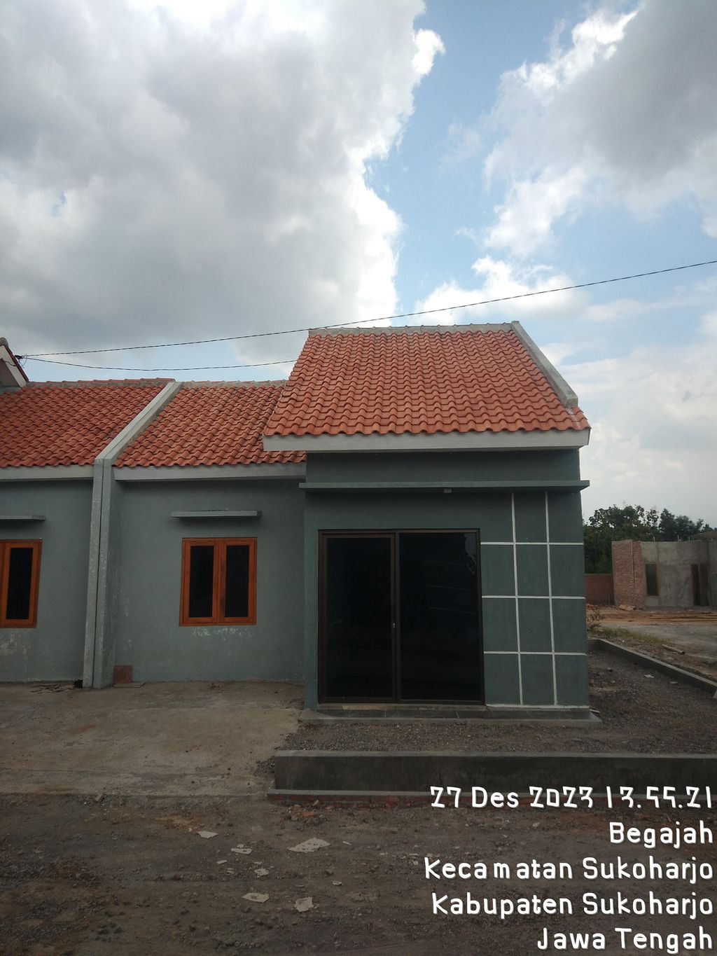 foto tampak rumah tipe 42/60 perumahan Geefi Residence
