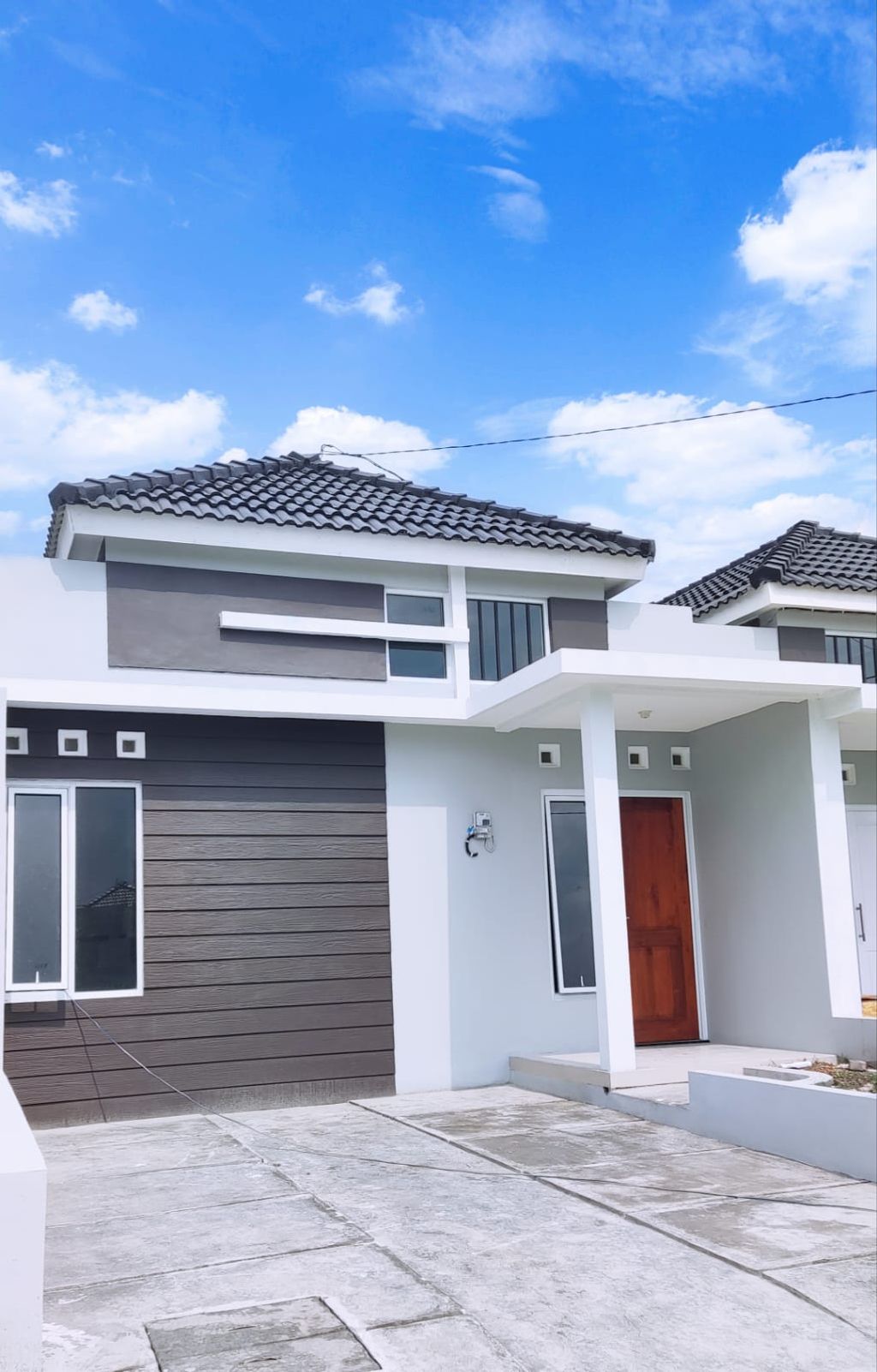foto tampak rumah tipe 45/84 CLARITA perumahan GRAND PANORAMA 3