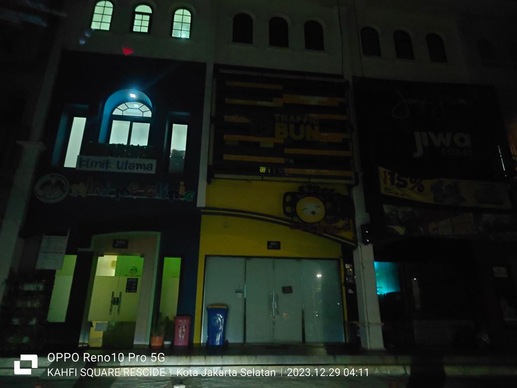 foto gerbang perumahan Kahfi Square Residence
