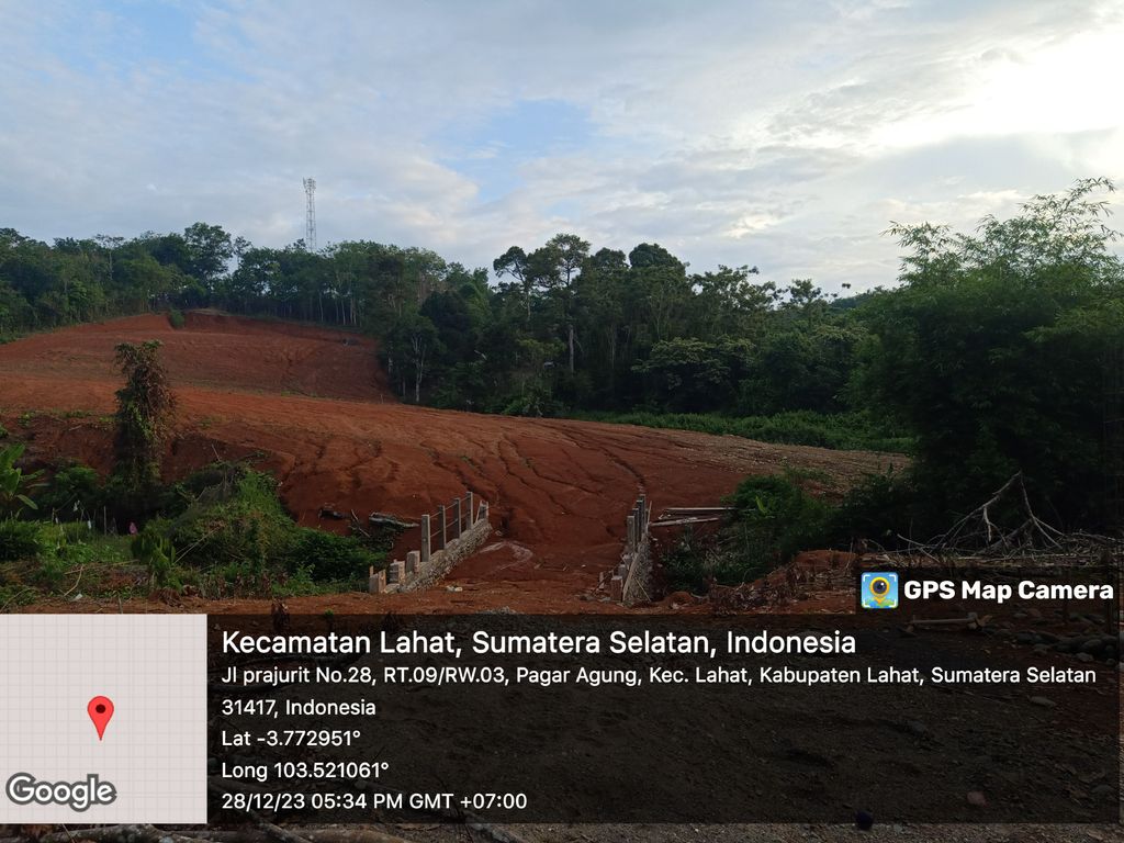 foto gerbang perumahan PUTRI RESIDENCE