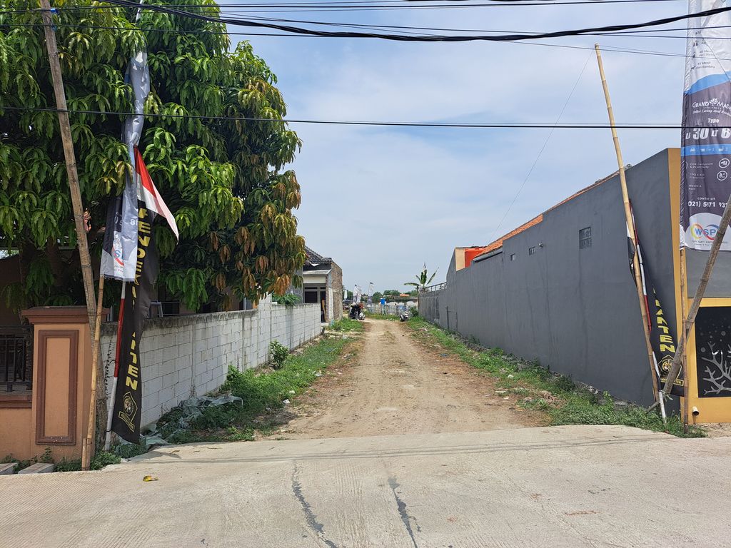 foto gerbang perumahan Grand Madani Residence 2