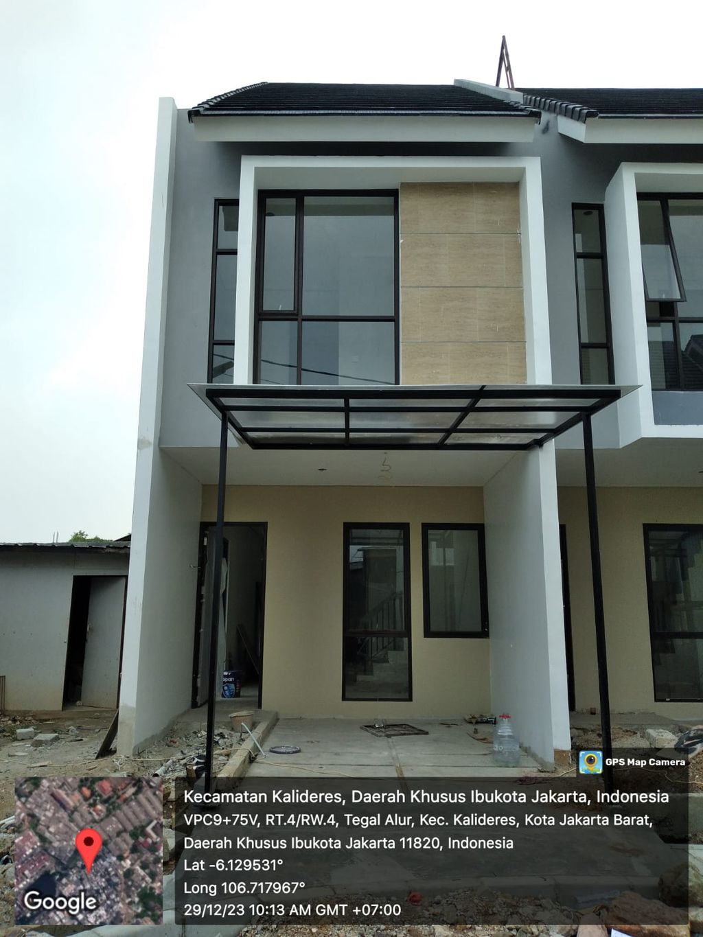 foto tampak rumah tipe Hoek perumahan Aa8 residence