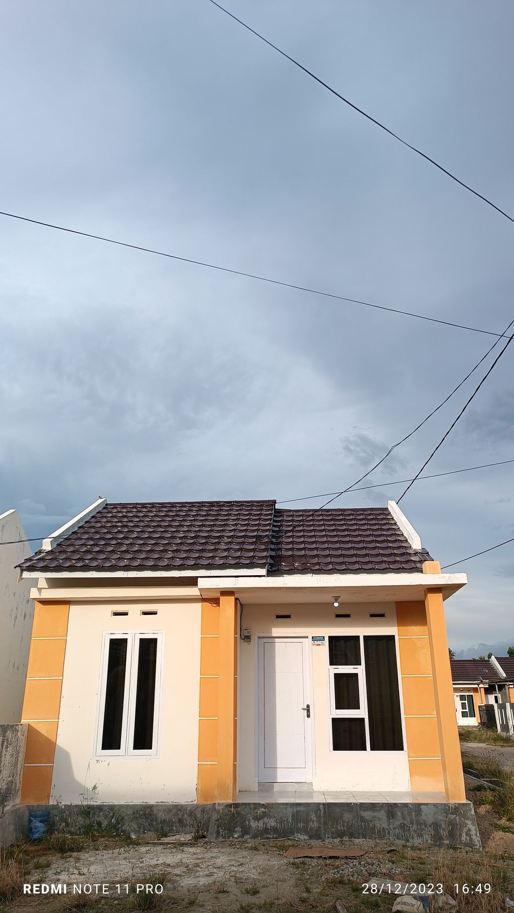 foto tampak rumah tipe 36 perumahan PALMA RESIDENCE 2