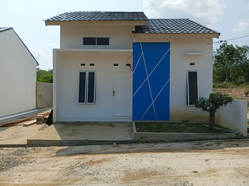 foto contoh rumah perumahan PERUMAHAN LINGKAR ADHYASTA