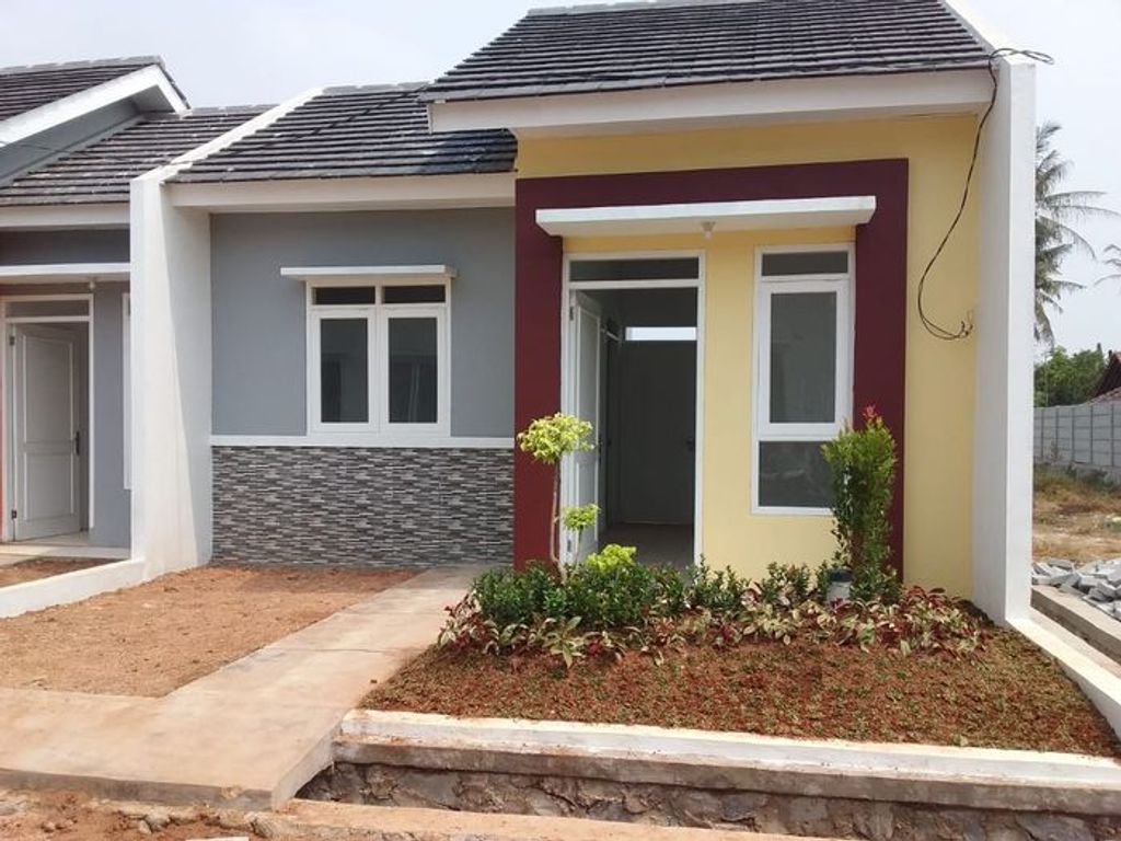 foto tampak rumah tipe Krisan 3 perumahan Kota Bintang Waringin Tahap 1