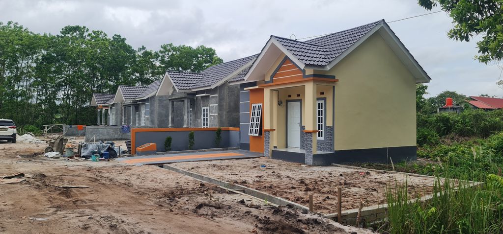 foto gerbang perumahan CASADOVA KARANGGAN I