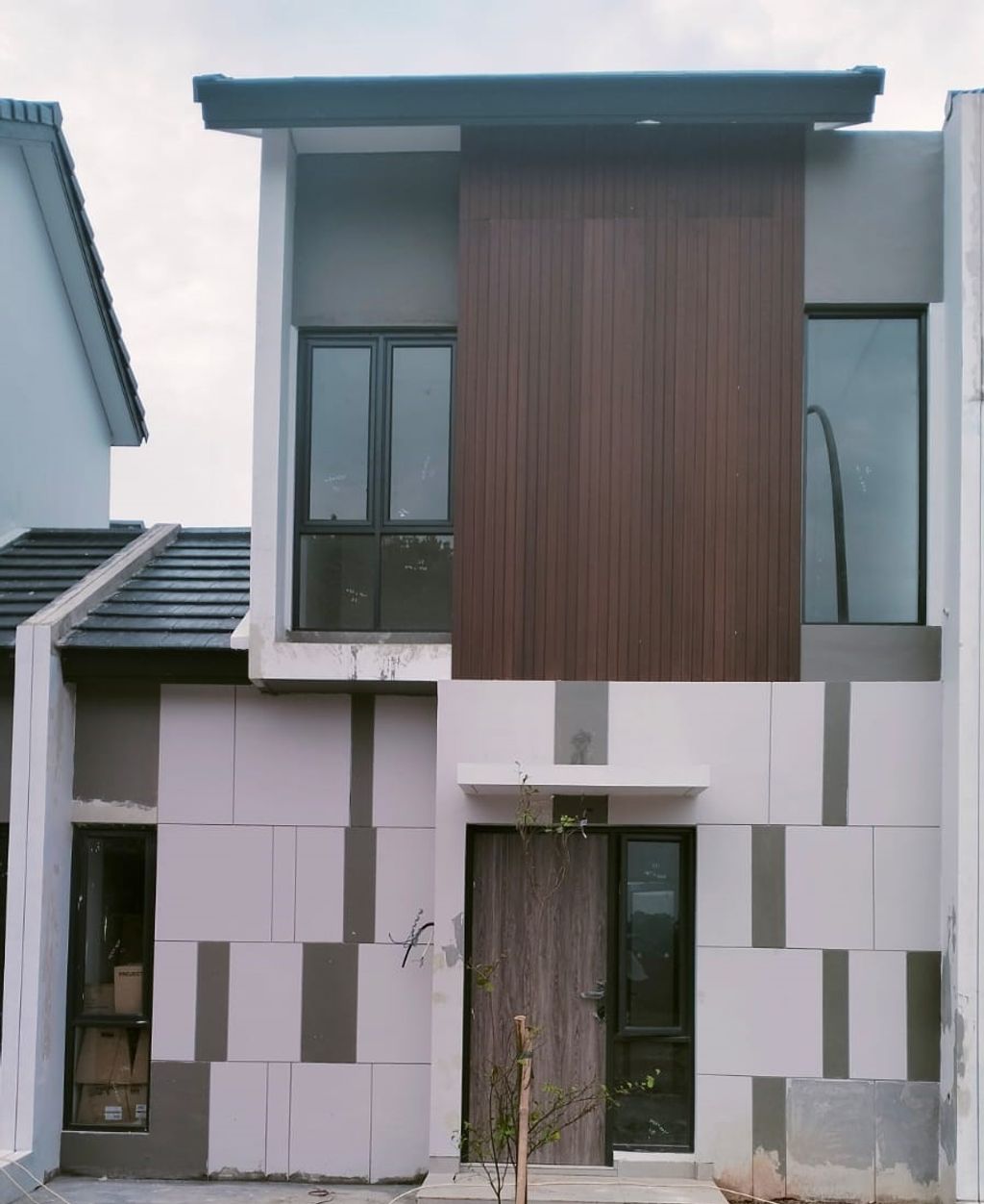 foto tampak rumah tipe ONYX perumahan GRAND ALMAS RESIDENCE