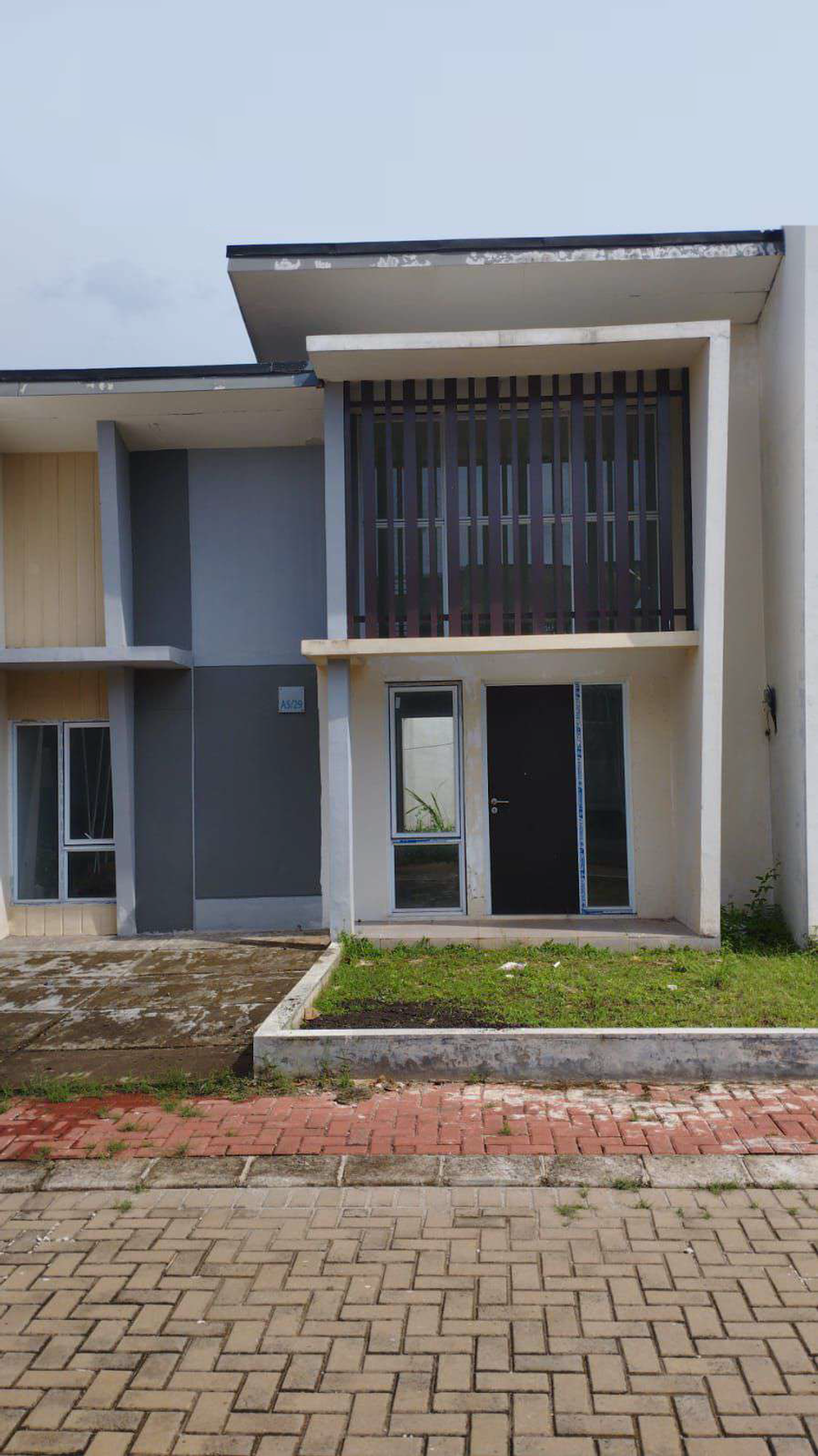foto tampak rumah tipe 51/105 perumahan H City Sawangan Depok