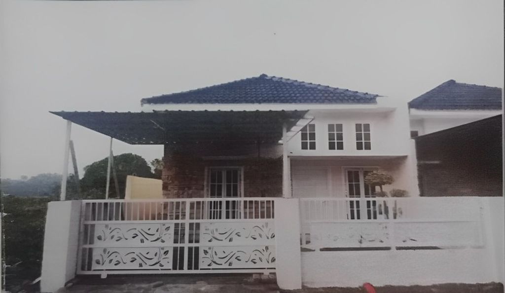 foto tampak rumah tipe 40/84 perumahan PURI ASRI