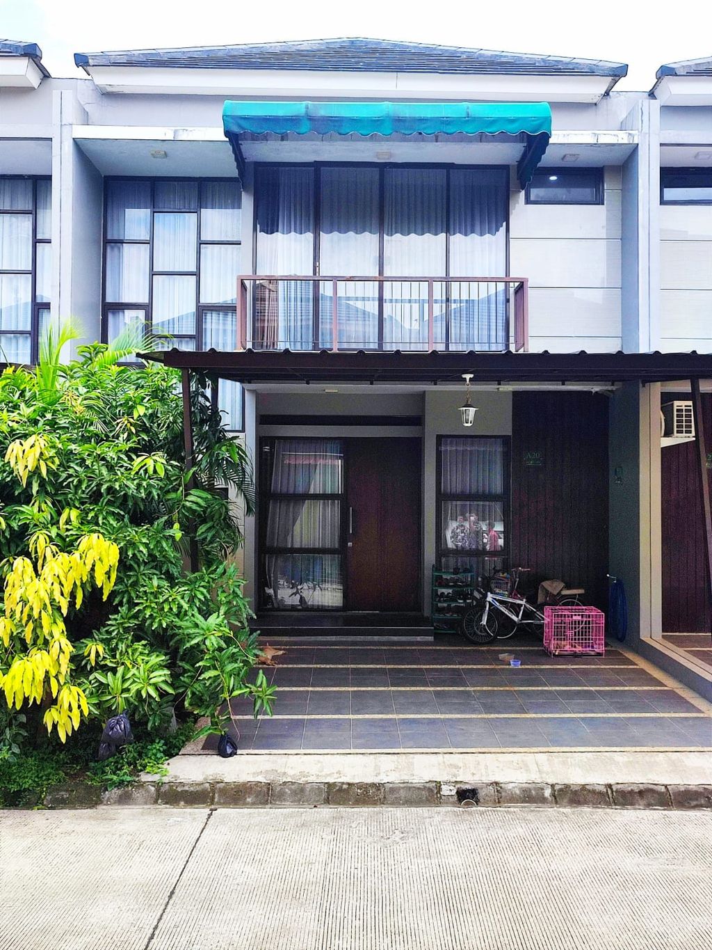 foto tampak rumah tipe RUBY perumahan Emerald Land