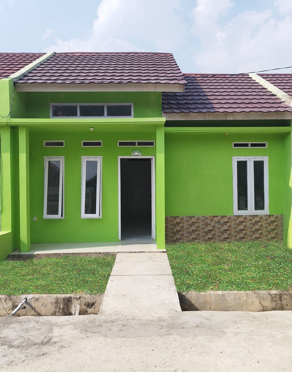 foto tampak rumah tipe Hunian Subsidi 36/72 perumahan GREEN FAJAR BARU RESIDENCE