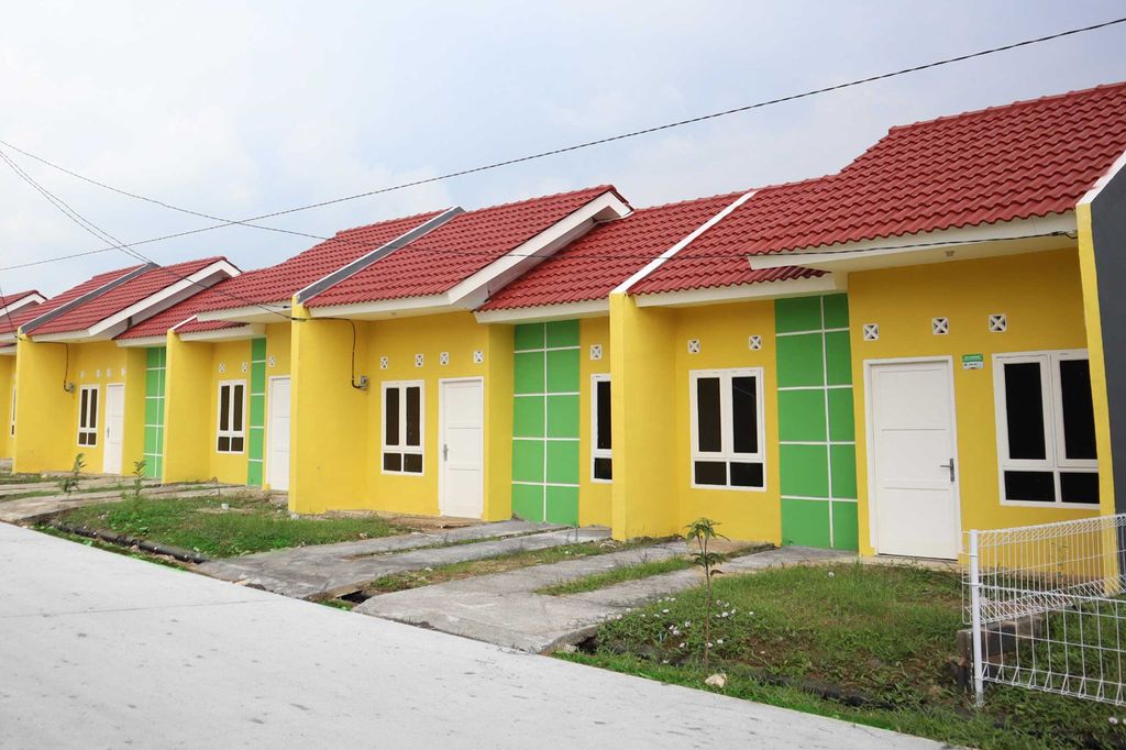 foto tampak rumah tipe PAKIS 166 perumahan PESONA PRIMA 7 RAJAMANDALA