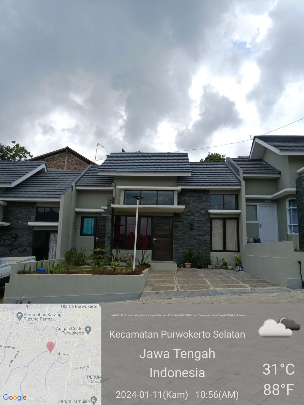 foto contoh rumah perumahan GRAHA SANTIKA 2