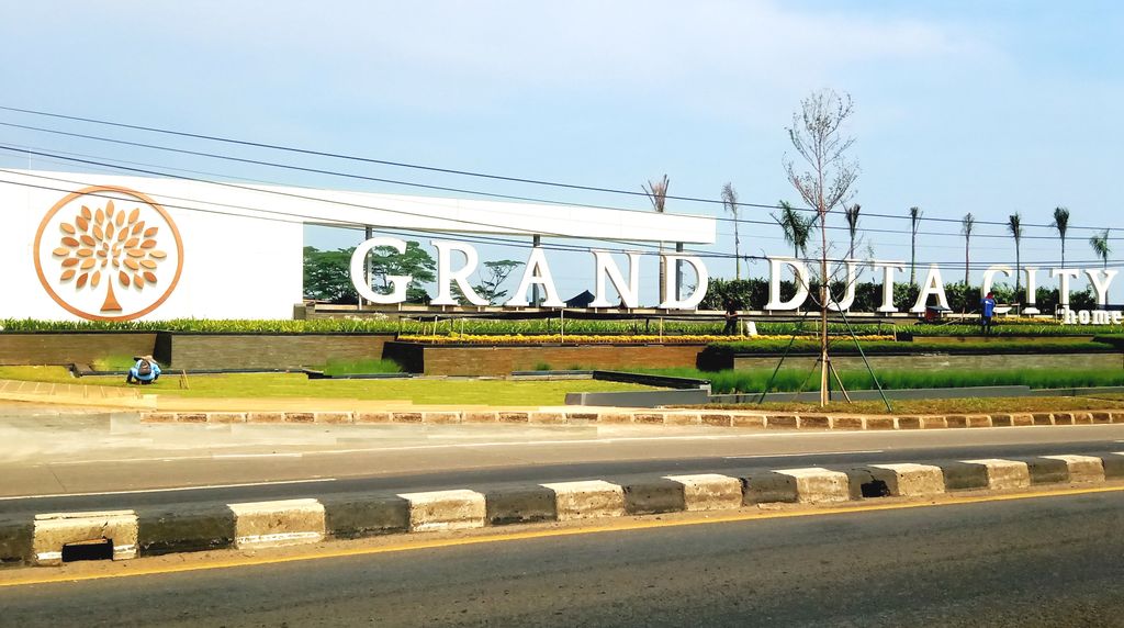 foto gerbang perumahan GRAND DUTA CITY, SOJ - 2
