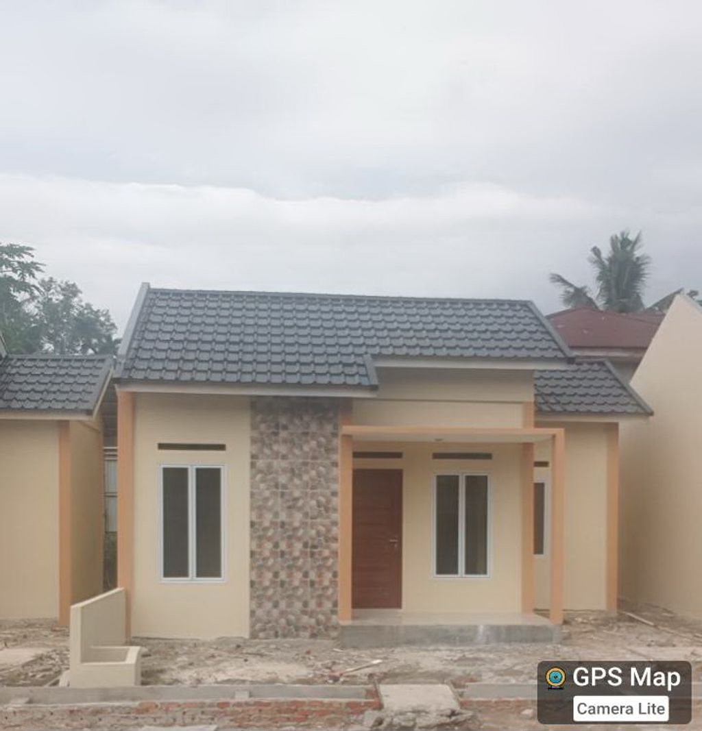 foto contoh rumah perumahan ERLAN REGENCY