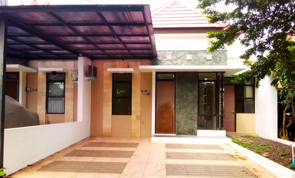 foto tampak rumah tipe 64/120 perumahan SERPONG SURADITA RESIDENCE