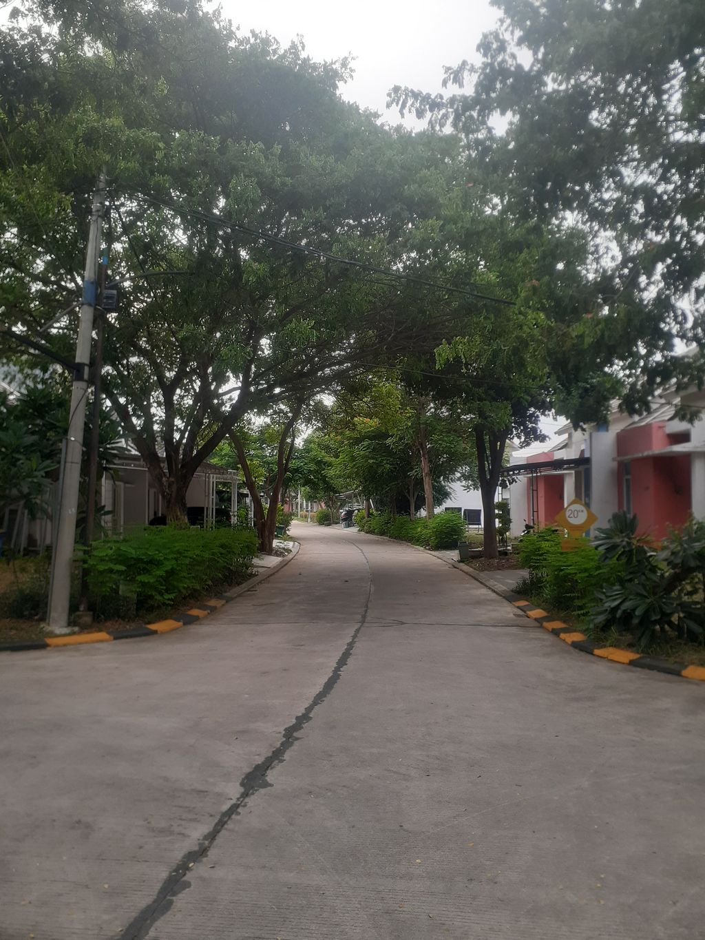 foto posisi tengah perumahan MUTIARA GADING CITY - LONDON BLV