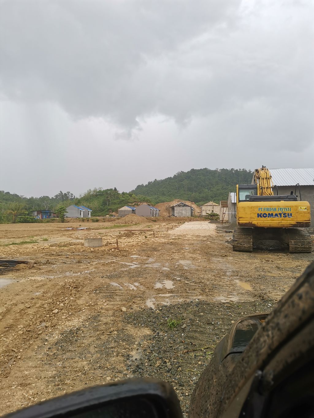 foto posisi tengah perumahan GRAND FR RESIDENCE