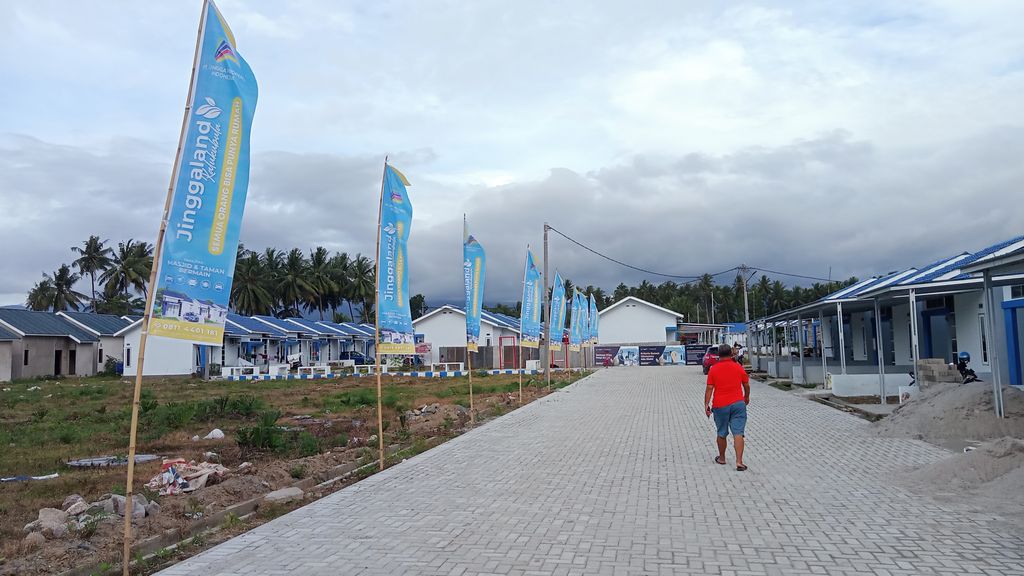foto gerbang perumahan JINGGALAND KALUKUBULA TAHAP 5