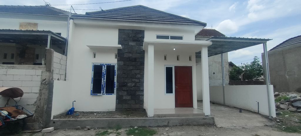 foto contoh rumah perumahan GRIYA TAMANAN KOTA