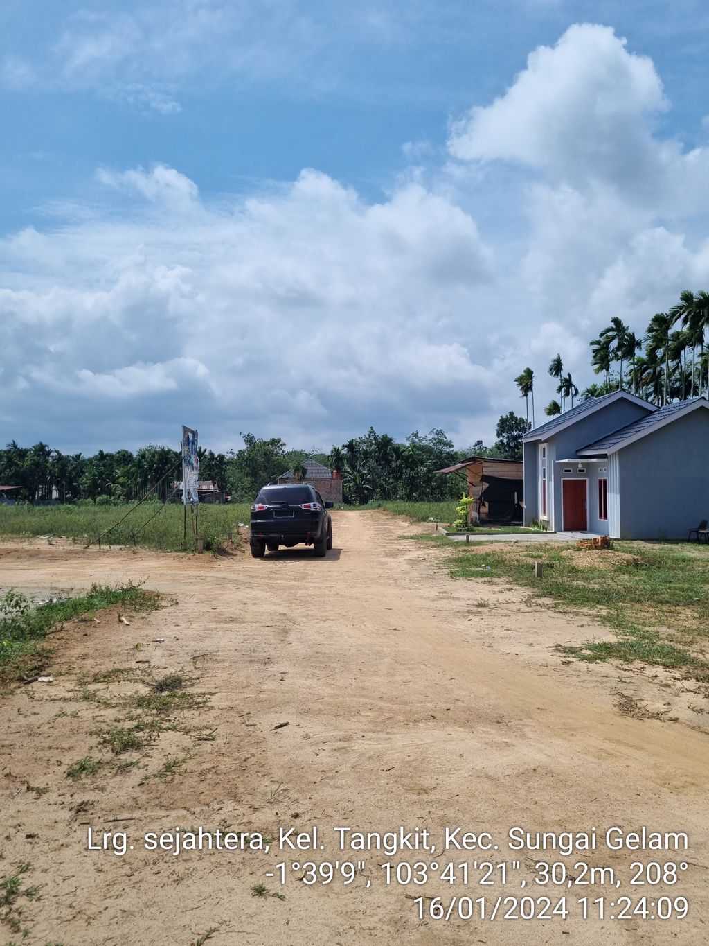 foto posisi tengah perumahan BHAVANA RESIDENCE