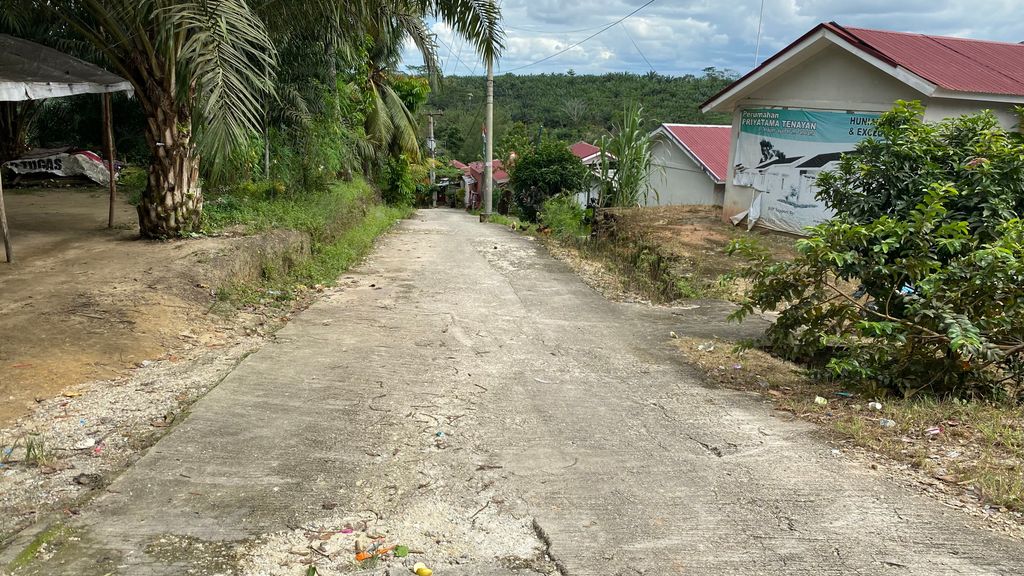 foto gerbang perumahan PERUMAHAN PRIYATAMA TENAYAN 2
