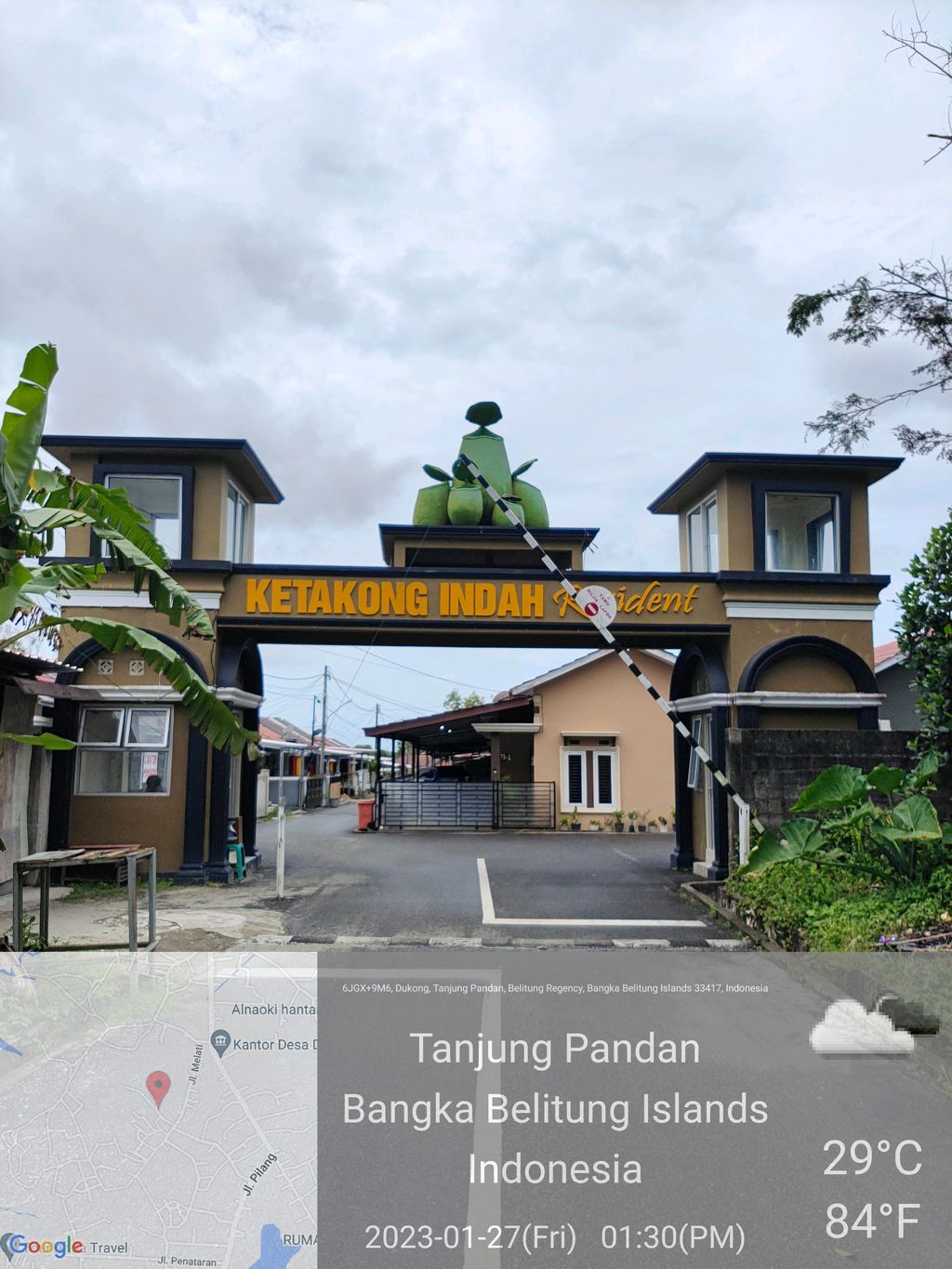 foto gerbang perumahan Ketakong Indah Residence