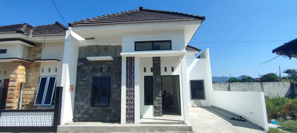 foto tampak rumah tipe 45 perumahan GRIYA TAMANAN KOTA
