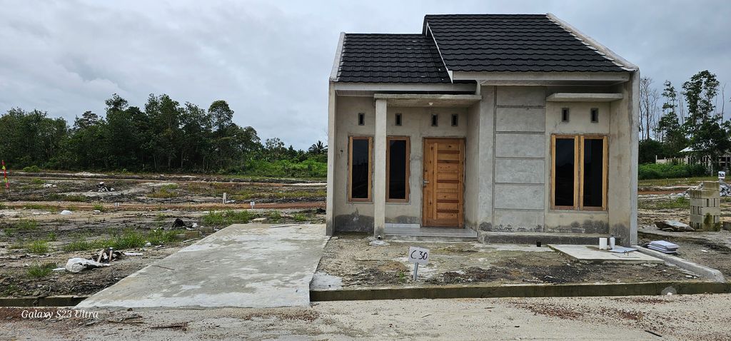 foto contoh rumah perumahan Puri Kirana 3