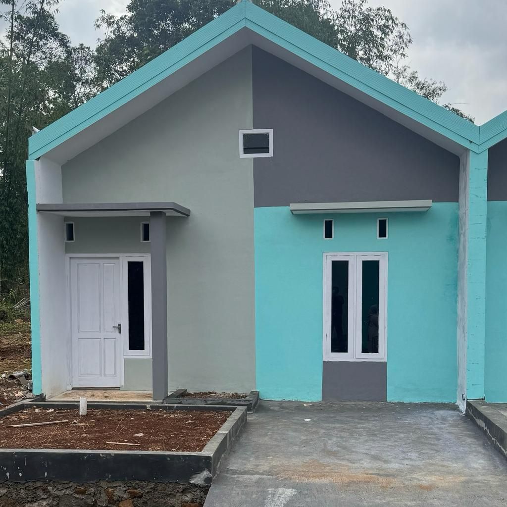 foto tampak rumah tipe 36/60 perumahan GRAND KENITRA